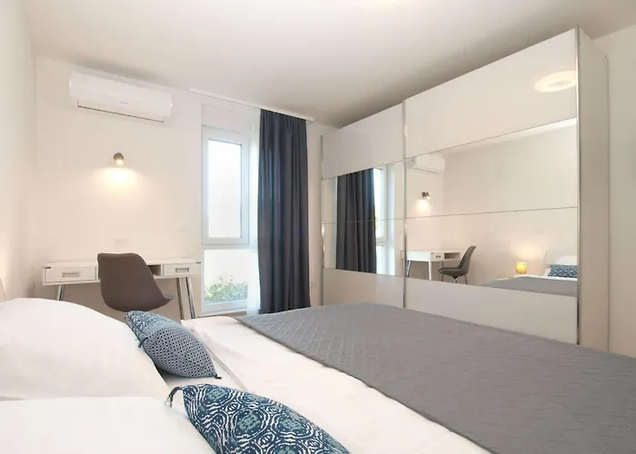 Ferienvilla Mit Privatem Pool By Interhome Feriehus