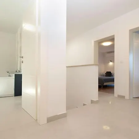 Ferienvilla Mit Privatem Pool By Interhome Vakantiehuis Pula
