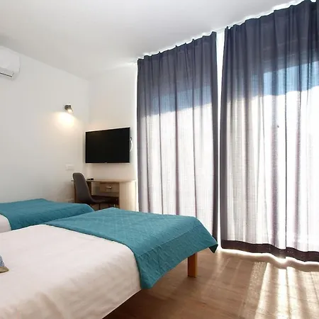 Ferienvilla Mit Privatem Pool By Interhome Vakantiehuis