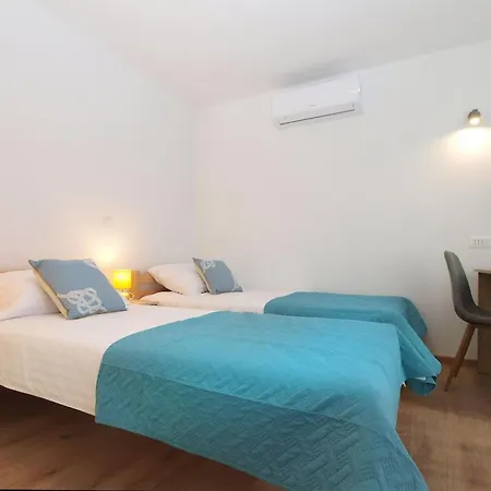 Ferienvilla Mit Privatem Pool By Interhome Vakantiehuis Pula