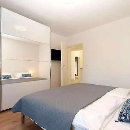 Vakantiehuis Ferienvilla Mit Privatem Pool By Interhome